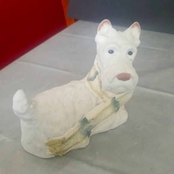 Cute White Scotty Dog Figurine Resin - Picture 1 of 4